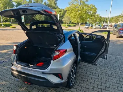 Gebraucht Toyota C-HR Style 122 PS (89 kW) 2019 Grau SUV