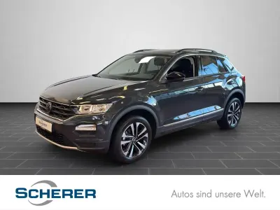 Używany VW T-Roc United 150 KM (110 kW) 2021 Szary SUV