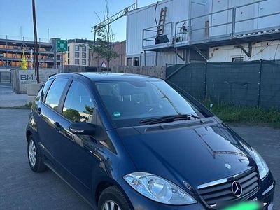 Usata Mercedes A180 109 CV (80 kW) 2007 Blu Utilitaria