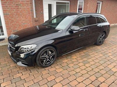 Gebraucht Mercedes C220 AMG 194 PS (142 kW) 2019 Schwarz Kombi
