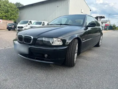 Gebraucht BMW 325 192 PS (141 kW) 2001 Schwarz Coupé