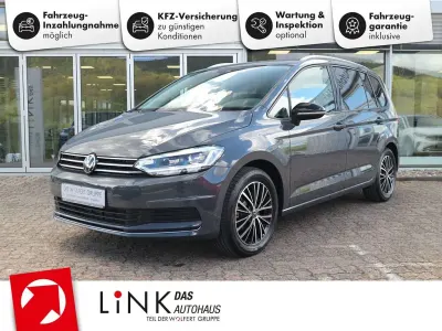 Gebraucht VW Touran 150 PS (110 kW) 2026 Delfingrau metallic Van / Kleinbus