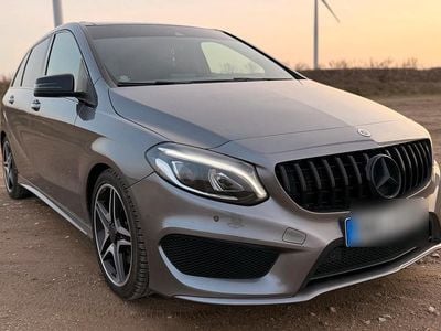 Gebraucht Mercedes B220 AMG 184 PS (135 kW) 2015 Grau Van / Kleinbus