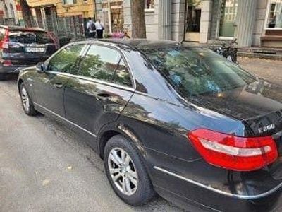 Mercedes E200