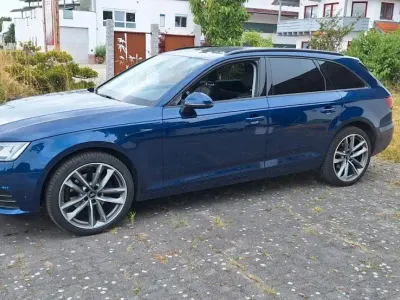 Gebraucht Audi A4 Sport 170 PS (125 kW) 2018 Blau Kombi