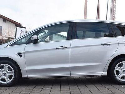 Gebraucht Ford S-MAX Titanium 241 PS (177 kW) 2019 Silber Van / Kleinbus