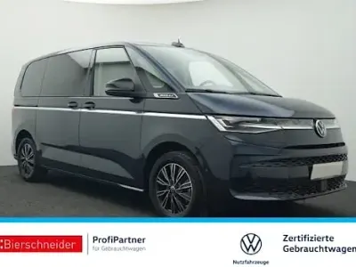 Usata VW Multivan Style 150 CV (110 kW) 2024 Blu Monovolume