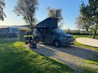 Gebraucht VW California Beach 150 PS (110 kW) 2025 Grau Van