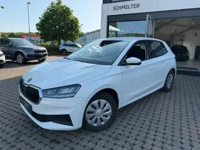 Gebraucht Skoda Fabia Active 80 PS (58 kW) 2022 Weiß Kleinwagen