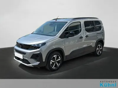 Neu Peugeot Rifter GT 131 PS (96 kW) 2026 Grau Van / Kleinbus