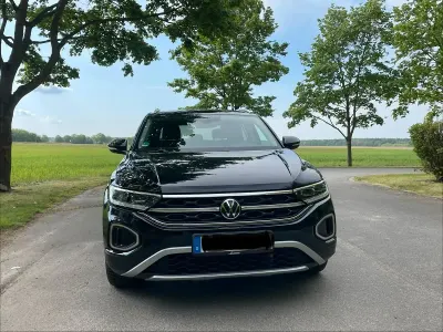 Gebraucht VW T-Roc 150 PS (110 kW) 2025 Schwarz SUV