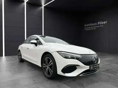 Używany Mercedes EQE300 Advanced Plus 180 kW (245 KM) 2024 Biały Sedan/Limuzyna