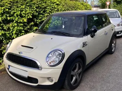 Usata Mini Cooper S 174 CV (127 kW) 2007 Beige Utilitaria