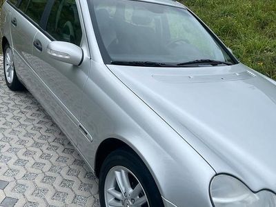 Gebraucht Mercedes C270 Classic 170 PS (125 kW) 2001 Silber Kombi