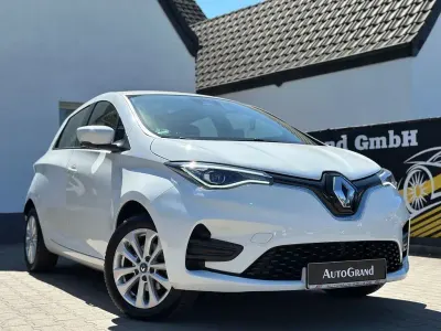 Second-hand Renault Zoe Experience 80 kW (109 CP) 2021 Alb Hatchback