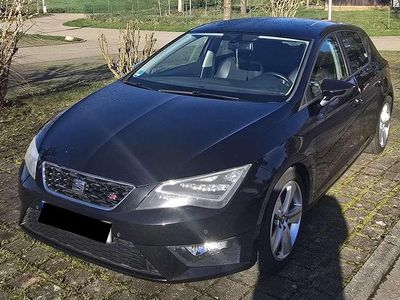 Usata Seat Leon ST 140 CV (102 kW) 2014 Nero Station wagon