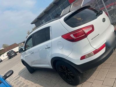 Gebraucht Kia Sportage Vision 136 PS (100 kW) 2012 Weiß SUV