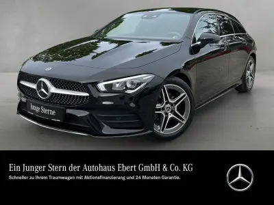 Gebraucht Mercedes CLA200 Shooting Brake Business 150 PS (110 kW) 2023 Schwarz Kombi