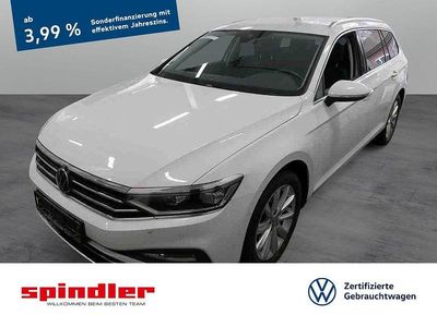 Gletscherweiß metallic Gebraucht 2023 VW Passat Elegance Kombi | 29.980 € (Teuer)