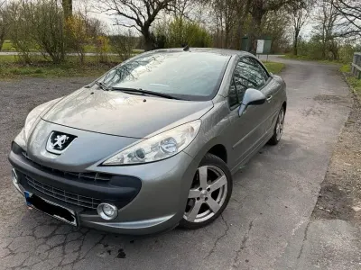 Gebraucht Peugeot 207 CC Platinum 120 PS (88 kW) 2008 Grau Cabrio