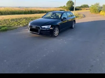 Gebraucht Audi A4 150 PS (110 kW) 2019 Schwarz Kombi