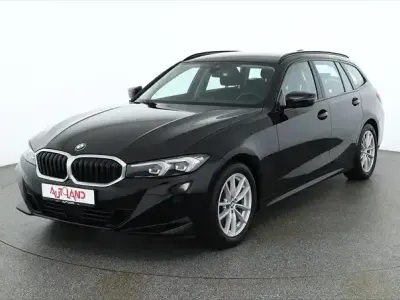 Gebraucht BMW 318 Sport Line 156 PS (114 kW) 2023 Schwarz Kombi