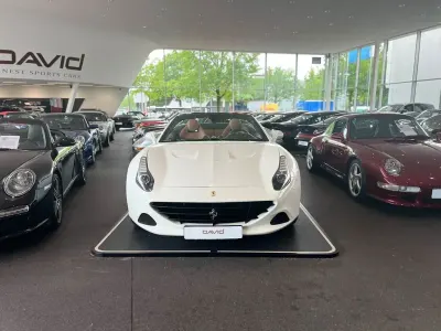Gebraucht Ferrari California 560 PS (411 kW) 2015 Weiß Cabrio