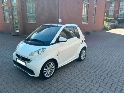 Używany Smart ForTwo Cabrio 71 KM (52 kW) 2013 Biały Kabriolet