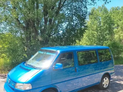 Gebraucht VW Multivan 151 PS (111 kW) 2000 Blau Van / Kleinbus