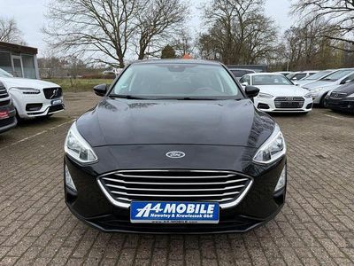 Gebraucht Ford Focus Trend 125 PS (91 kW) 2019 Schwarz Limousine