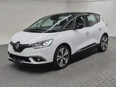 Usado Renault Scenic E-Tech 116 CV (85 kW) 2018 Blanco Monovolumen