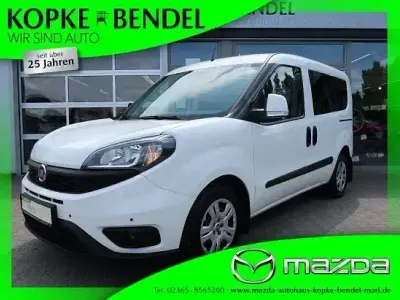 Gebraucht Fiat Doblò 105 PS (77 kW) 2022 Weiß Van / Kleinbus