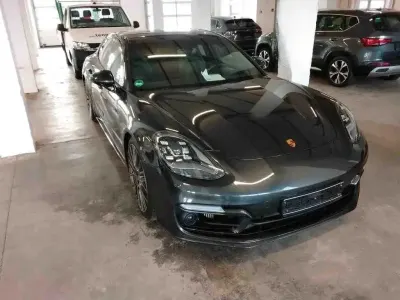 Gebraucht Porsche Panamera 4 E-Hybrid Platinum Edition 462 PS (339 kW) 2023 Vulkangrau metallic Kleinwagen