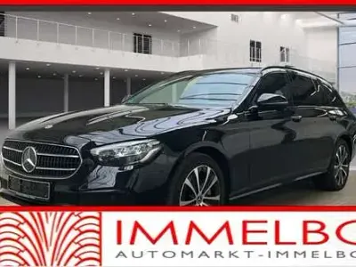 Gebraucht Mercedes E300 Night 306 PS (225 kW) 2022 Schwarz Limousine
