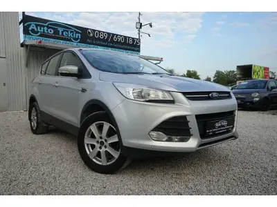 Gebraucht Ford Kuga 150 PS (110 kW) 2015 Silber SUV