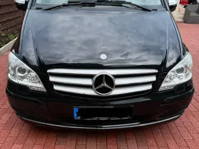 Gebraucht Mercedes Viano 224 PS (164 kW) 2011 Schwarz Van / Kleinbus