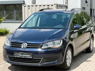 Gebraucht VW Sharan Comfortline 150 PS (110 kW) 2016 Blau Van / Kleinbus