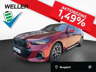 Gebraucht BMW i5 M Sport 250 kW (340 PS) 2025 Rot Limousine
