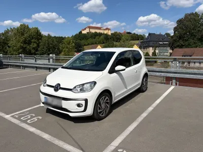 Gebraucht VW up! Sound 75 PS (55 kW) 2017 Weiß Kleinwagen