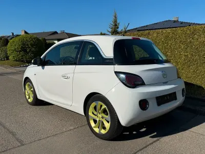 Gebraucht Opel Adam Edition 69 PS (50 kW) 2013 Weiß Kleinwagen