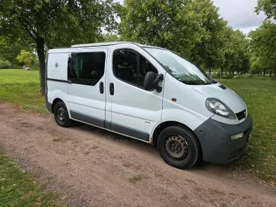 Gebraucht Opel Vivaro 101 PS (74 kW) 2003 Weiß Van / Kleinbus