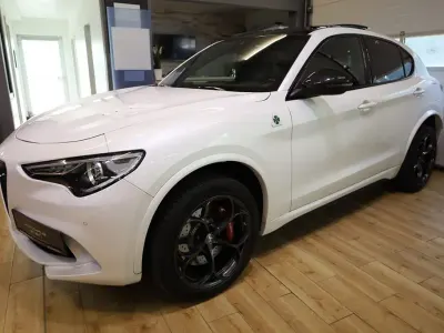 Gebraucht Alfa Romeo Stelvio Quadrifoglio 510 PS (375 kW) 2022 Weiß SUV