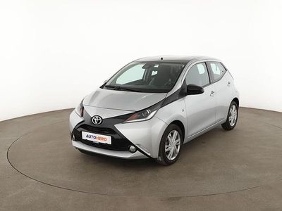 Usata Toyota Aygo X-play 69 CV (50 kW) 2018 Argento Utilitaria