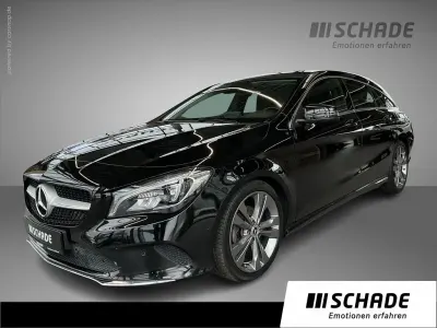 Gebraucht Mercedes CLA220 Urban 184 PS (135 kW) 2018 Schwarz Coupé