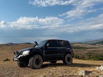 Second-hand Mitsubishi Pajero 2006 SUV