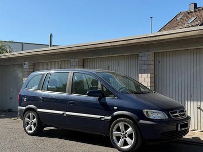 Second-hand Opel Zafira 101 CP (74 kW) 2004 Albastru Monovolum