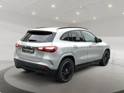 Usata Mercedes GLA180 136 CV (100 kW) 2025 Grigio SUV