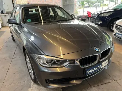 Gebraucht BMW 325 Comfort Edition 218 PS (160 kW) 2014 Limousine