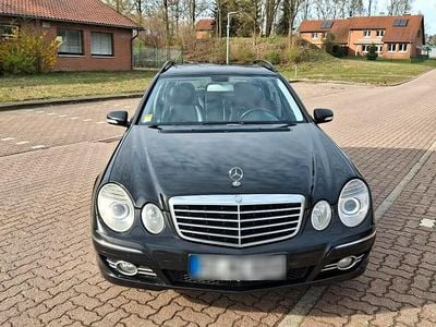 Usata Mercedes E320 224 CV (164 kW) 2007 Nero Station wagon