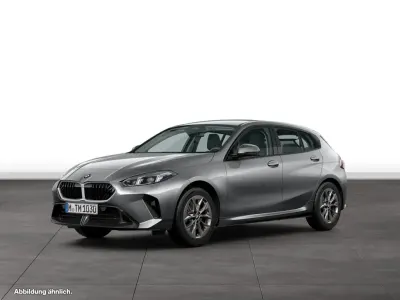 Gebraucht BMW 120 156 PS (114 kW) 2025 Skyscraper grau metallic Kleinwagen